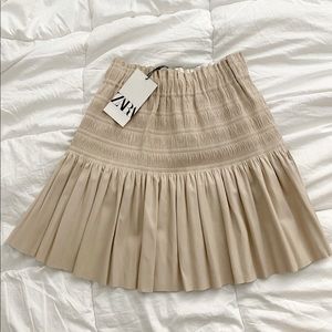 Zara pleated leather skort cream size S